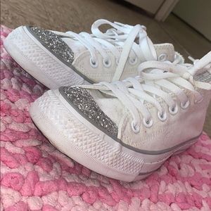 CONVERSE GLITTER TOE